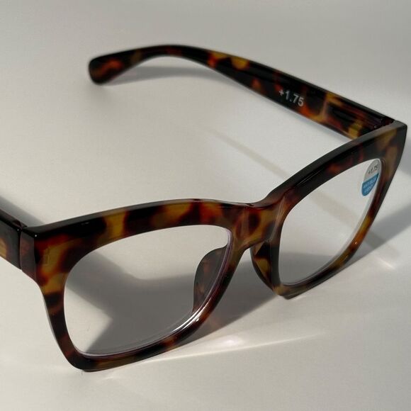 1562 Mona Reading Glasses 1.75 Tortoise Readers Rounded Square Frame NWT - Picture 7 of 9